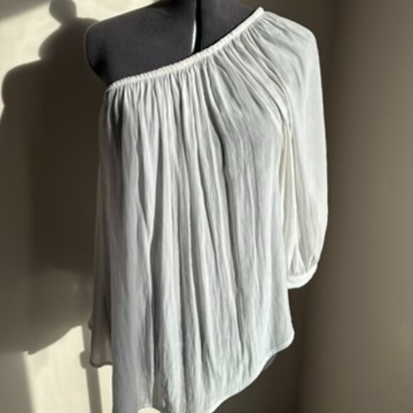 Smythe White Off-Shoulder Top – Modern Designer Blouse - Picture 1 of 4